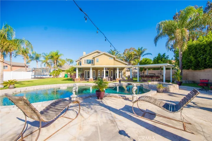 2410 Broken Lance Drive, Norco, California 92860