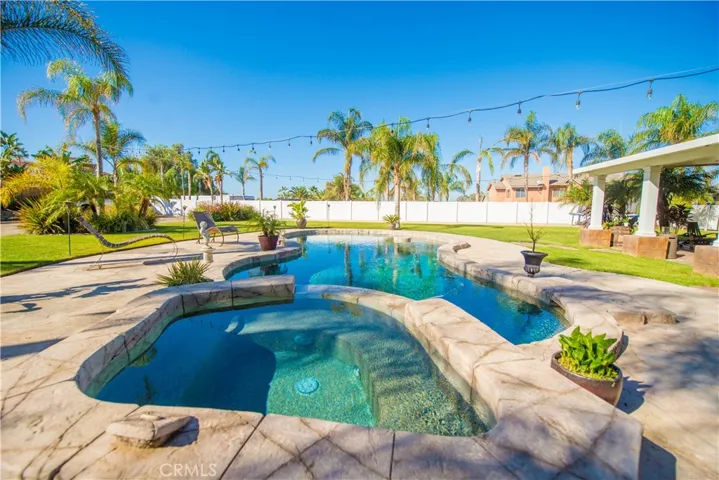 2410 Broken Lance Drive, Norco, California 92860