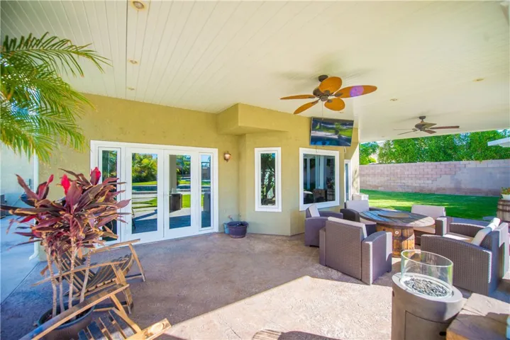 2410 Broken Lance Drive, Norco, California 92860