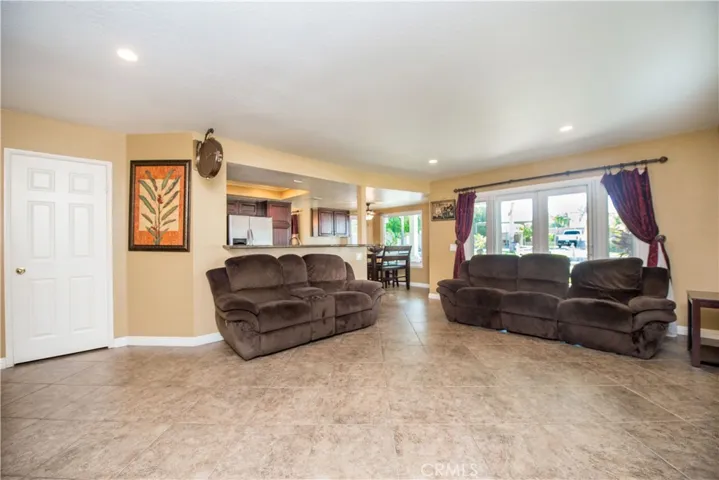 2410 Broken Lance Drive, Norco, California 92860