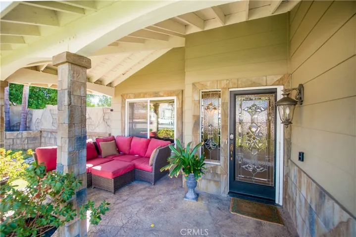 2410 Broken Lance Drive, Norco, California 92860