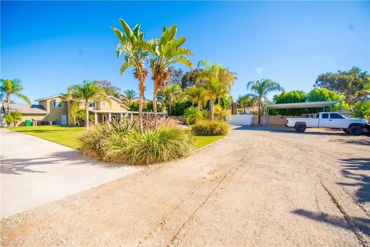 2410 Broken Lance Drive, Norco, California 92860