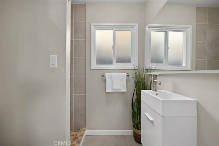4053 Huntington Street, Oakland, California 94619