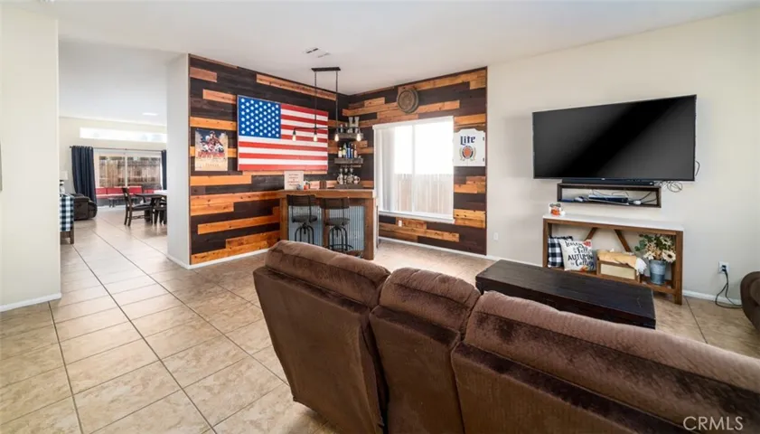 17557 Caprice Way, Victorville, California 92395