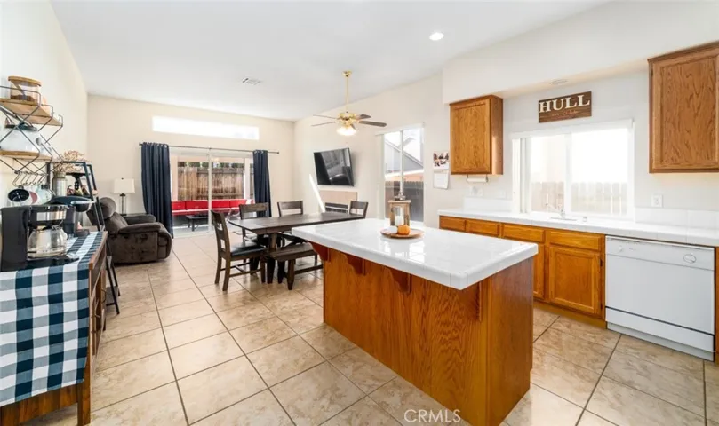 17557 Caprice Way, Victorville, California 92395