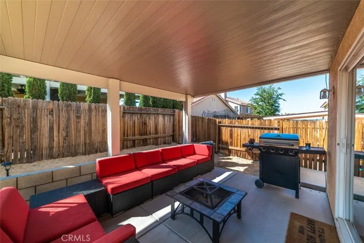 17557 Caprice Way, Victorville, California 92395