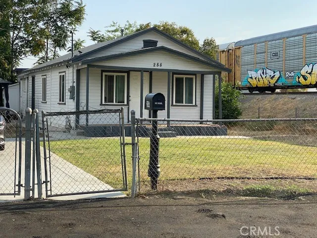 288 Stephen Street, Colton, California 92324