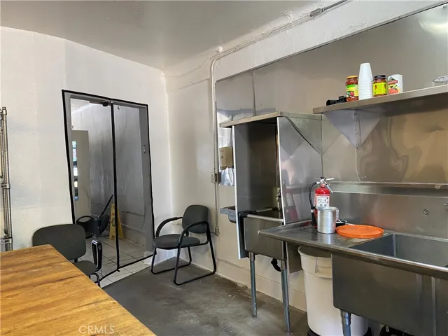 929 W Mission Boulevard, Pomona, California 91766