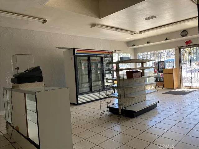 929 W Mission Boulevard, Pomona, California 91766