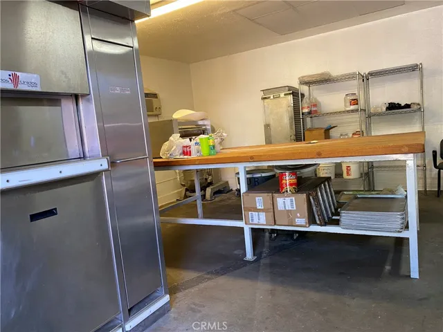 929 W Mission Boulevard, Pomona, California 91766