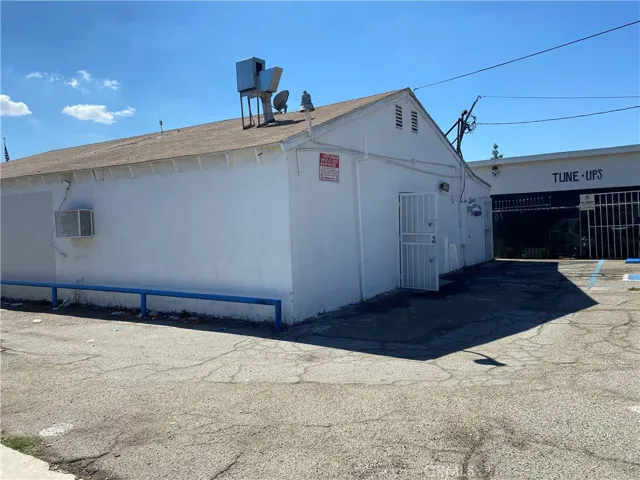 929 W Mission Boulevard, Pomona, California 91766