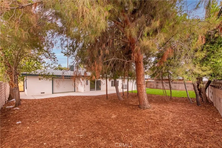 23716 Calvert Street, Woodland Hills, California 91367