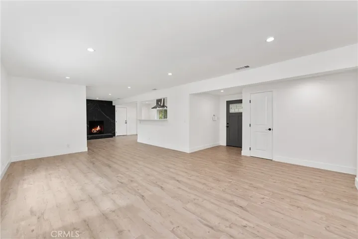 23716 Calvert Street, Woodland Hills, California 91367