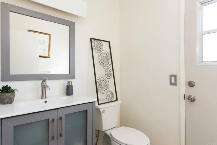 2891 Cottingham Street, Oceanside, California 92054