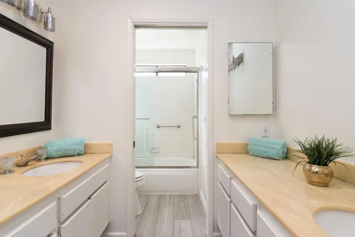 2891 Cottingham Street, Oceanside, California 92054