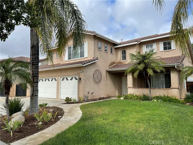 687 Redondo Lane, Corona, California 92882