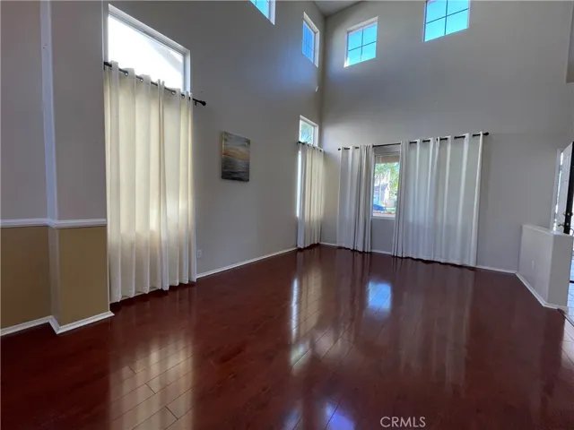 687 Redondo Lane, Corona, California 92882