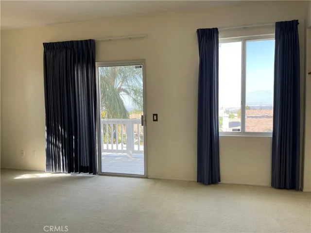 687 Redondo Lane, Corona, California 92882