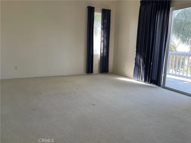 687 Redondo Lane, Corona, California 92882
