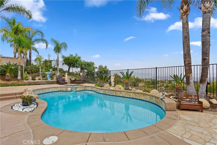 1533 Vandagriff Way, Corona, California 92883