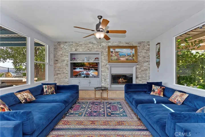 1533 Vandagriff Way, Corona, California 92883
