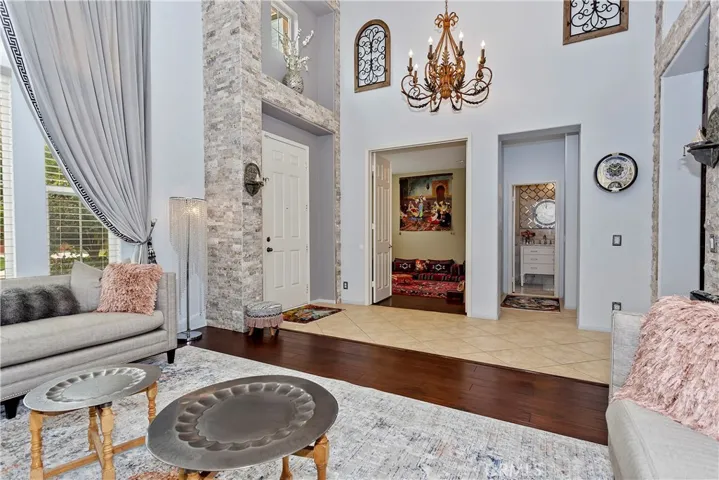 1533 Vandagriff Way, Corona, California 92883