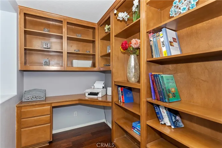 1533 Vandagriff Way, Corona, California 92883