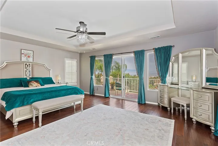 1533 Vandagriff Way, Corona, California 92883