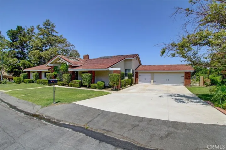 6151 E Cielo Vista, Anaheim Hills, California 92807
