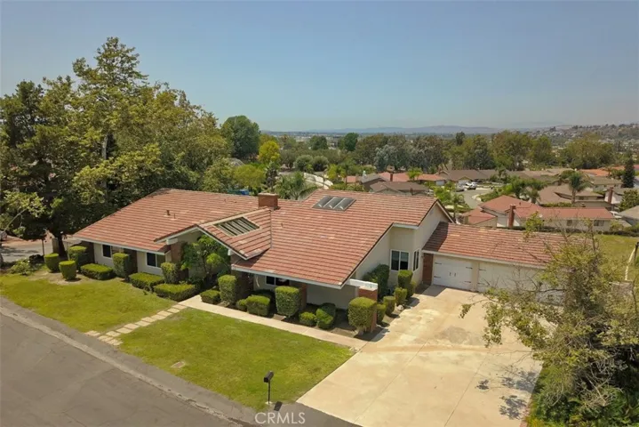 6151 E Cielo Vista, Anaheim Hills, California 92807