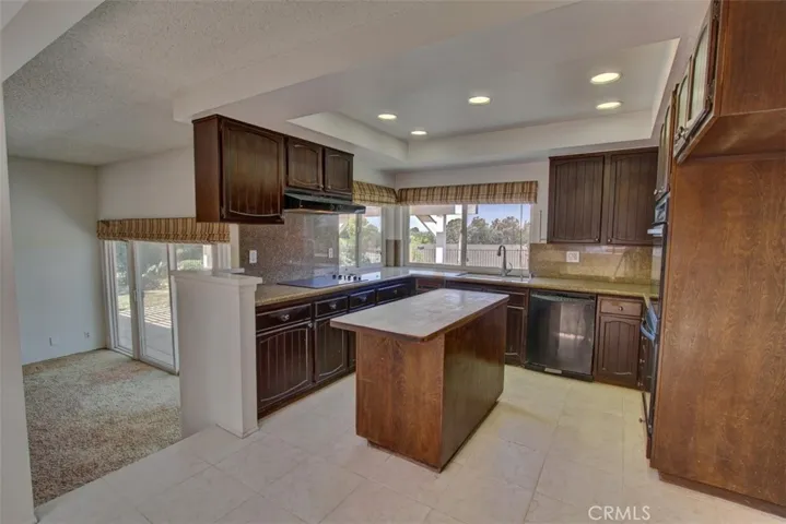 6151 E Cielo Vista, Anaheim Hills, California 92807