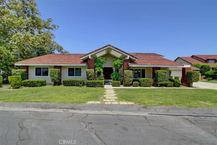 6151 E Cielo Vista, Anaheim Hills, California 92807