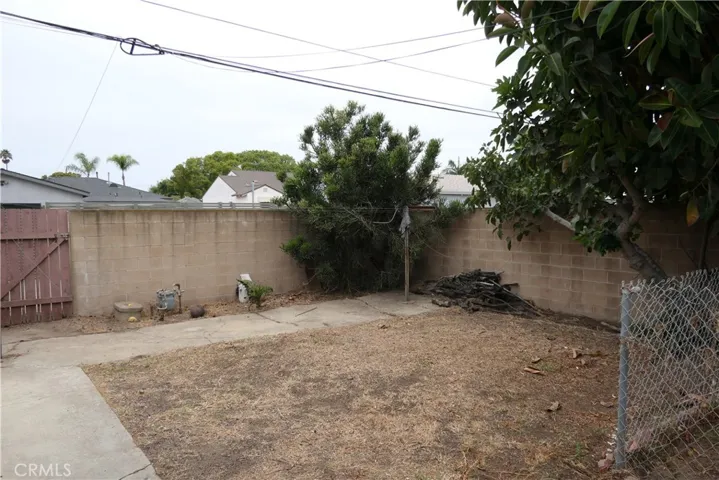 Area behind unit 2 toward alley