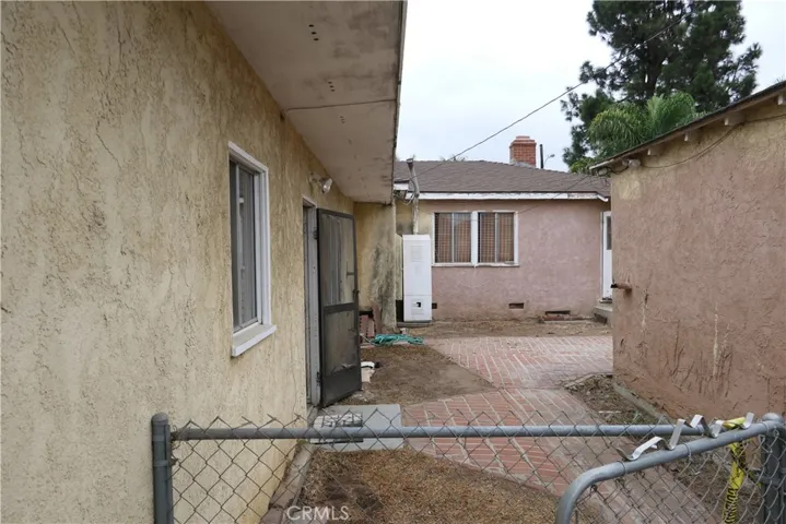 3937 Redwood Avenue, Culver City, California 90066