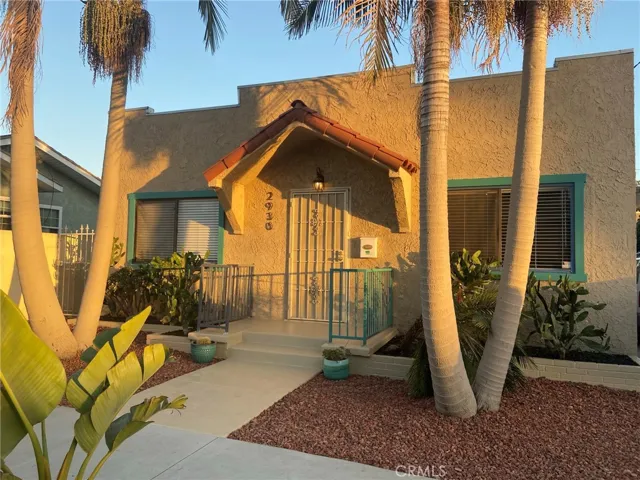 2930 E 15th Street, Long Beach, California 90804