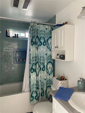 2930 E 15th Street, Long Beach, California 90804