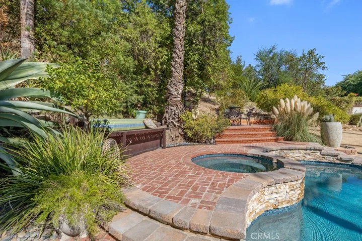 21101 Celtic Street, Chatsworth, California 91311