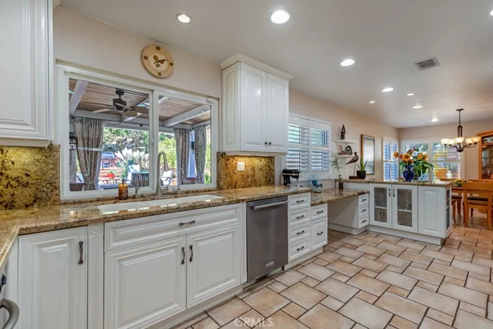 21101 Celtic Street, Chatsworth, California 91311