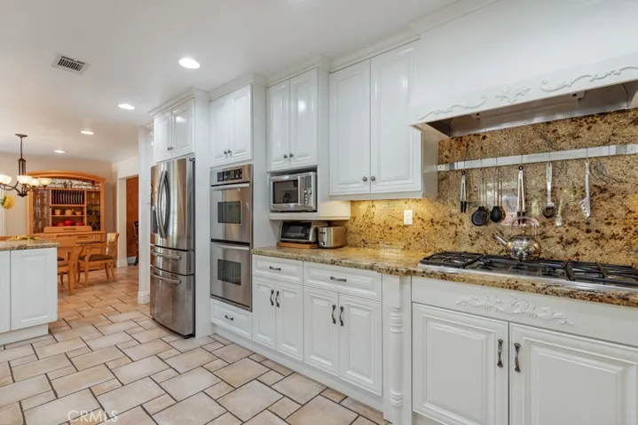 21101 Celtic Street, Chatsworth, California 91311