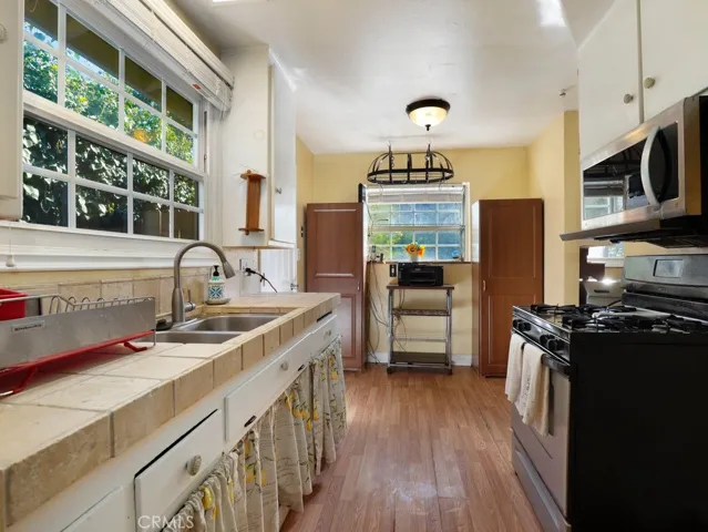 2173 Magnolia Street, Simi Valley, California 93065