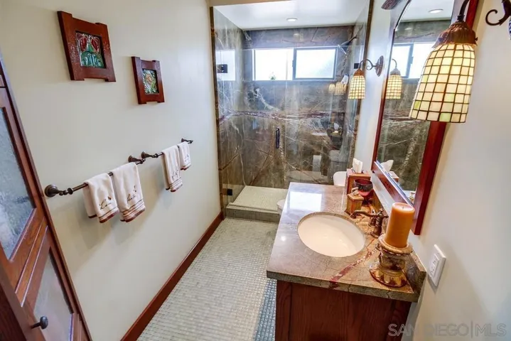 11959 Fuerte Dr, El Cajon, California 92020