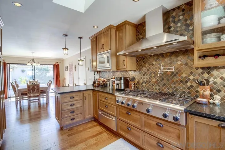 11959 Fuerte Dr, El Cajon, California 92020