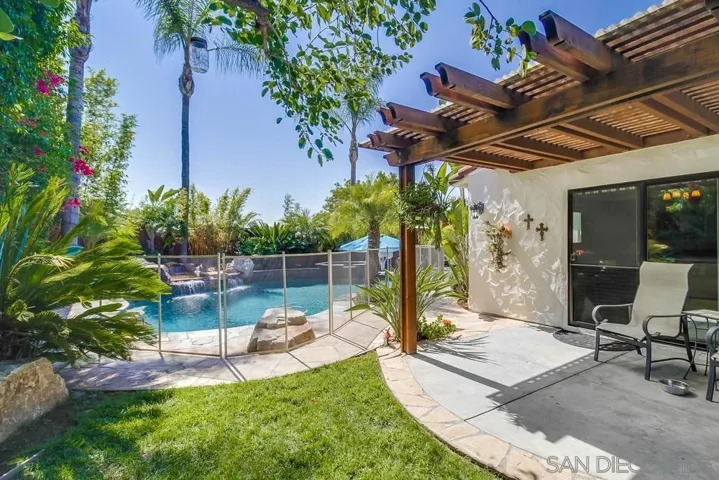 11959 Fuerte Dr, El Cajon, California 92020