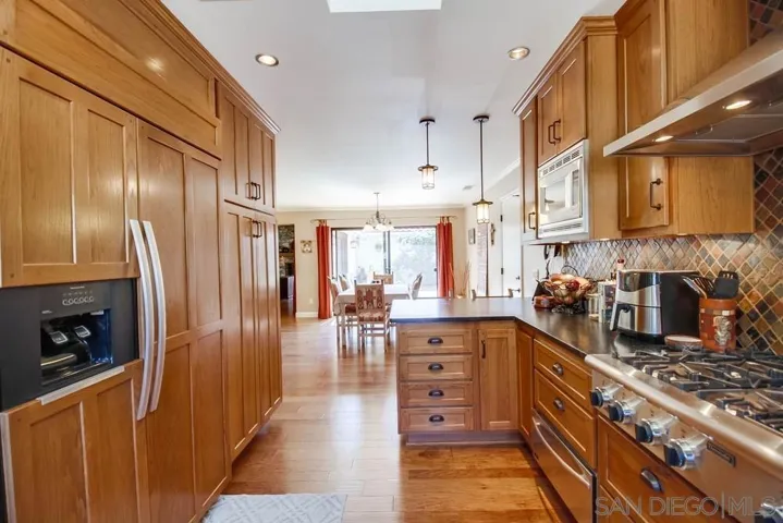11959 Fuerte Dr, El Cajon, California 92020