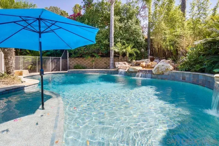 11959 Fuerte Dr, El Cajon, California 92020