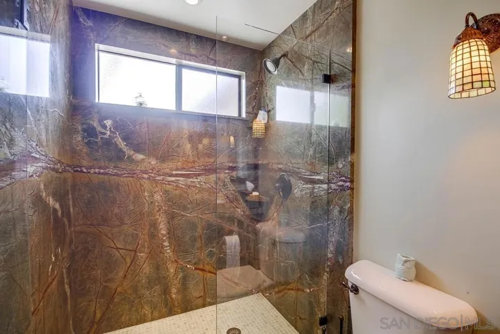 11959 Fuerte Dr, El Cajon, California 92020