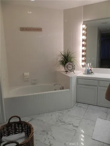 200 Paris Lane 114, Newport Beach, California 92663