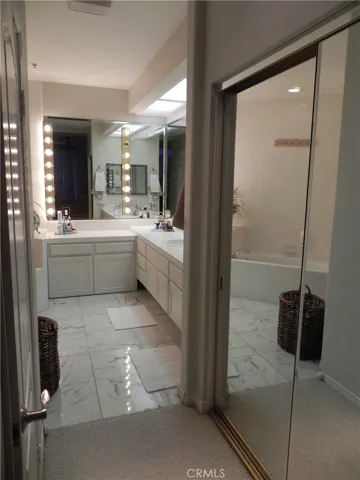 200 Paris Lane 114, Newport Beach, California 92663