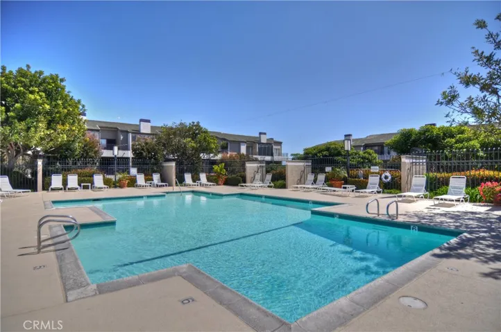 200 Paris Lane 114, Newport Beach, California 92663