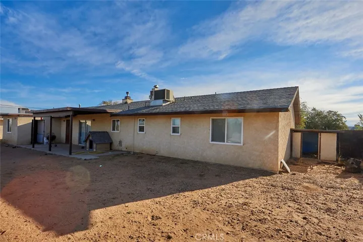 13004 Osage Road, Apple Valley, California 92308